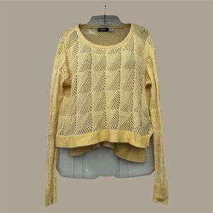 Women's Yellow urban outfitters Lacey sweater.